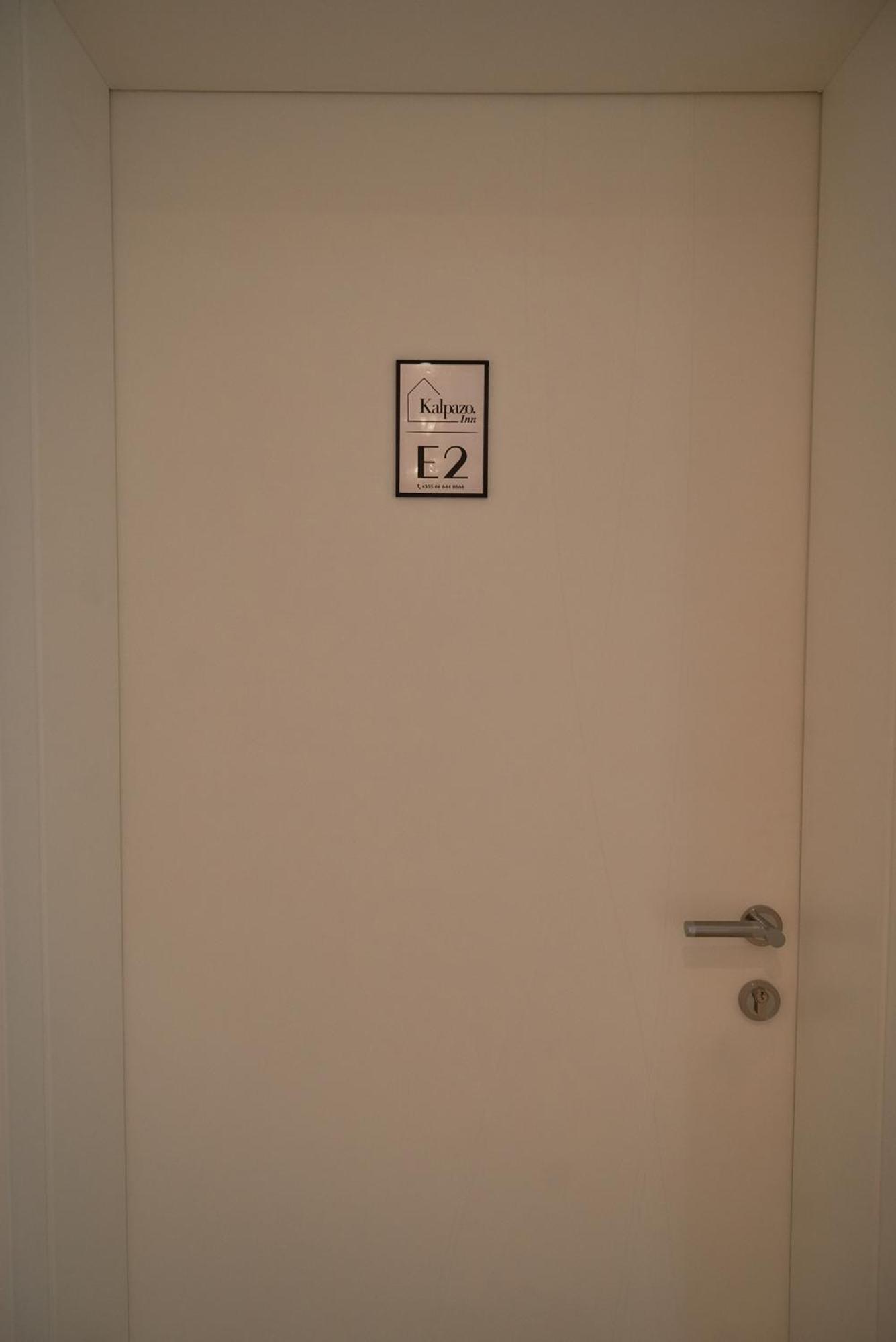 Kalpazo Inn Tirana Esterno foto