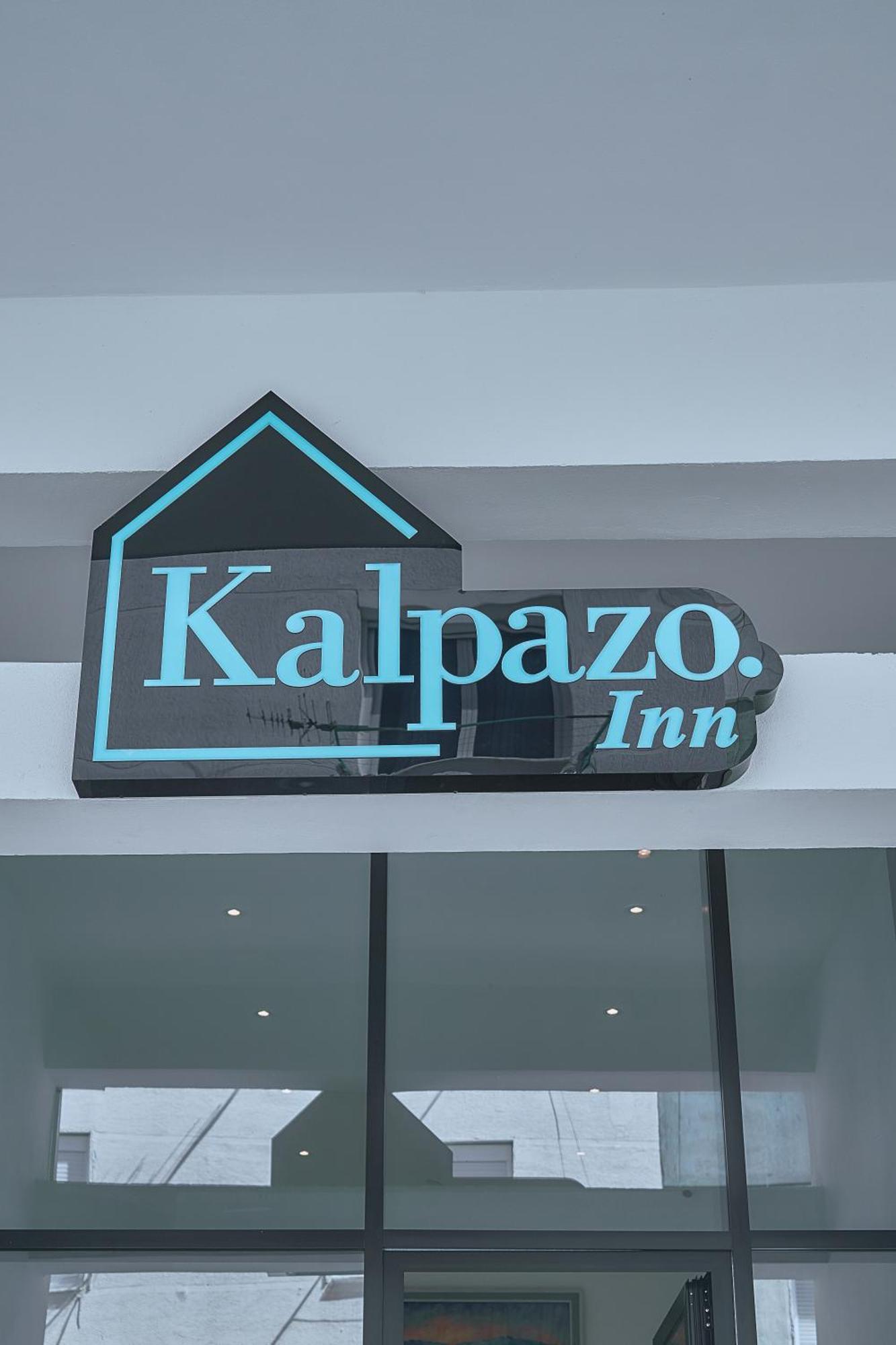 Kalpazo Inn Tirana Esterno foto
